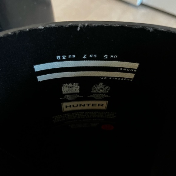 Hunter waterproof rain boots - Picture 3 of 5